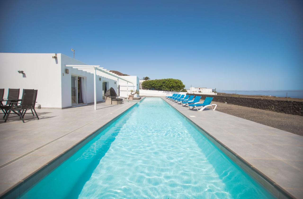 Casa Conil With A Private 25 Meter Heated Pool Βίλα Εξωτερικό φωτογραφία
